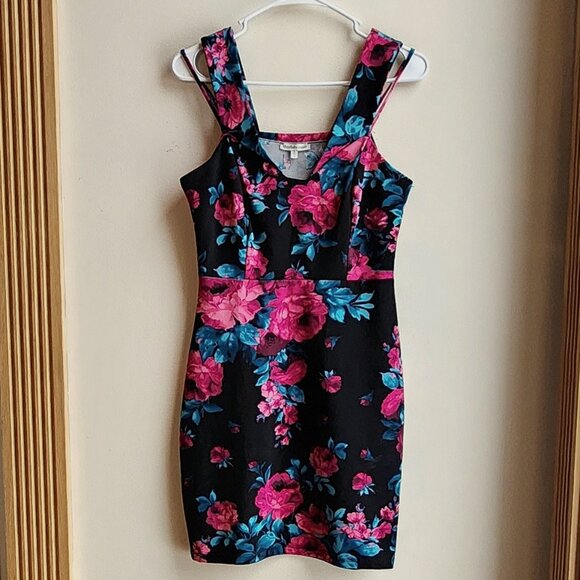 Charlotte Russe Black/Pink Floral Form Fitting Dress Size Small - Picture 1 of 16